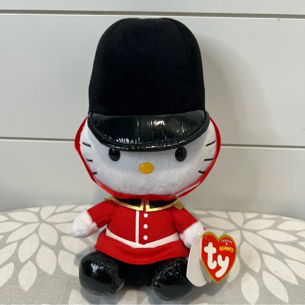 Hello Kitty Sanrio UK London England Royal Guard Plushie Stuffie.‎ OS.
